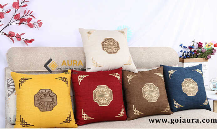 goi-tua-sofa-hoang-gia-002